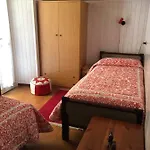 Apartament Ombrosa *